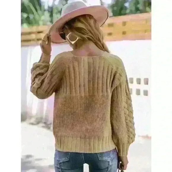 Boho Button Down V-Neck Raglan Sleeve Sweater Cardigan NWT Size S - Picture 2 of 12